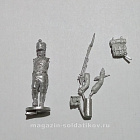Сборная миниатюра из металла Фузилёр идущий, в кивере, на плечо. Франция, 1807-1812 гг, 28 мм, Аванпост