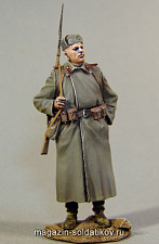 Сборная миниатюра из смолы Красноармеец. Зима 1943-45. Одна фигура. 1/35 Tank - фото
