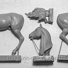 Сборная миниатюра из смолы Лошадь №20 - Мустанг, 54 мм, Chronos miniatures