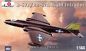 Сборная модель из пластика B-57A / RB-57A Night intruder бомбардировщик Amodel (1/144) - фото