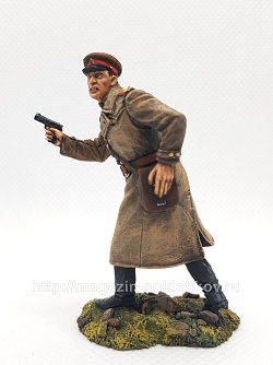 Миниатюра в росписи Старший лейтенант Красной армии, 1943-45 гг., 54 мм (НФ0163.14.01.54) (НФ0163.14.01.54)