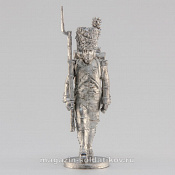 Сборная миниатюра из металла Сержант гренадёрской роты,идущий, Франция, 28 мм, Аванпост - фото