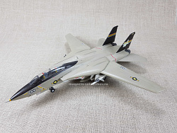 F-14 1/72 - масштабная модель в сборе и окрасе