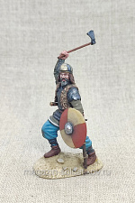 Миниатюра из олова Славянский воин с щитом и топором, 54 мм, Студия Большой полк - фото