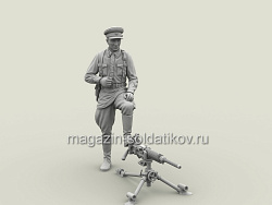 Сборная фигура из смолы SM 3128 Лейтенант с трофейным японским пулемётом (тип 92), 1:35, SOGA miniatures (SM-3128) (SM-3128)