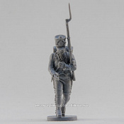 Сборная миниатюра из смолы Фузилёр в кивере, раненый, Франция, 28 мм, Аванпост - фото