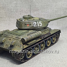 Масштабная модель в сборе и окраске Т-34/85 Война в Корее, Китайские добровольцы 1/35 (208-175) (208-175)