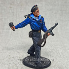 Миниатюра из олова Краснофлотец с противотанковой гранатой, 54 мм, Студия Большой полк (ИЛ2376.14.01.54) (ИЛ2376.14.01.54 )