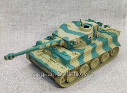 German Tiger tank (camouflage), CTS703B 1:32 ClassicToySoldiers, 1997 год выпуска (Q540-0114) (Q540-0114)