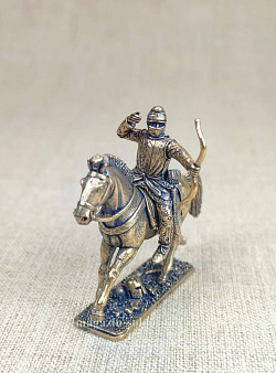 Миниатюра из бронзы Всадник перс Арзани (лучник), 40 мм, Седьмая миниатюра