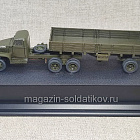 Модель в боксе «Тягач с полуприцепом CCW 353» 1/72 (Q208-152) (Q208-152)