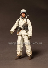 Сборная фигура из смолы SM 3501 Немецкий гренадер. Зима 1944-45 гг. 1:35, SOGA miniatures - фото