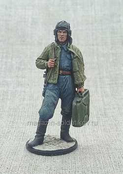 Танкист с канистрой. Красная Армия, 1941-45гг. СССР, Студия Большой полк (ИЛ1173.14.01.54) (ИЛ1173.14.01.54)