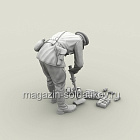 Сборная фигура из смолы SM 3127 Лейтенант РККА с трофейным миномётом Тип 89. Халхин-Гол. 1939 г., 1:35, SOGA miniatures (SM-3127) (SM-3127)