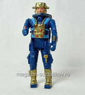 Космический солдат с оружием - фото