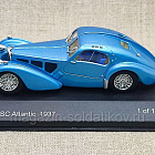 Bugatti 57 SC Atlantic 1937 голубой металлик 1:43, WhiteBox (IXO) (Q307-135) (Q307-135)