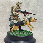 Боец СВО с собакой 1/16 ICM (549-002) (549-002)