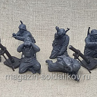 Солдатики из пластика German Mortar Team (winter uniform) 1/32, Mars (32051) (32051)