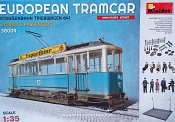 38009 Европейский трамвай с вагоновожатым, кондуктором и пассажирами, MiniArt  (1/35)