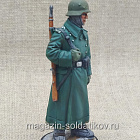 Рядовой пехоты Вермахта в караульных ботах, Германия 1943 гг. , 54мм, Красный фронт, 54 мм (КФ-028) (КФ-028)