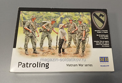 Сборные фигуры из пластика 3599 Patroling (Vietnam War series) 1/35 MasterBox (Q445-253) (Q445-253)