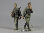 Сборная миниатюра из смолы Т 35076 «Барбаросса» Немецкий офицер и пехотинец. Две фигуры. 1/35 Tank - фото