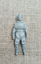 Водитель 1/48 смола - фото