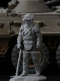 35-130 Russian engineer 2016 (1:35) Ant-miniatures