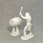 Сборная миниатюра из смолы Индейский воин с барабаном 1/24 Alex-Moscow (AM243) (AM243)