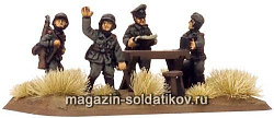 Фигурки из металла German Artillery HQ (15мм) Flames of War (GE709) (GE709)