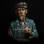 Сборная миниатюра из смолы Китаец с трубкой 1:10, TRILOKA MINIATURES (TLK-B-008) (TLK-B-008)