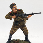 Миниатюра в росписи Младший сержант с рулеметом Дегтярева, 1944 г., 54 мм (НФ0186.14.01.54) (НФ0186.14.01.54)