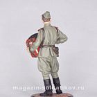 Миниатюра в росписи Лейтенант Красной Армии с аккордеоном. 1944-45 гг. СССР, 1:32, Сибирский партизан (СП155) (СП155)