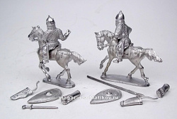 Сборные фигуры из металла Русские конные дружинники (2 всадника) 28 мм. Драбант