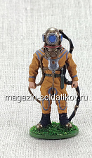 Водолаз Аварийно-спасательной службы ВМФ СССР, 1941-45 гг., 54 мм - фото