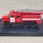 Масштабная модель в сборе и окраске Модель в боксе АЦ-40 (131)-137А 1/72 (Q208-144) (Q208-144)