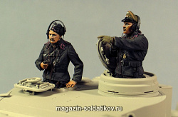 Сборная миниатюра из смолы Германские танкисты. Курск, лето 1943г. Две фигуры. 1/35 Tank (Т 35070) (Т 35070)