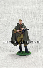 Красноармеец-автоматчик в плащ-палатке, 1943-45 гг. СССР, 54 мм - фото