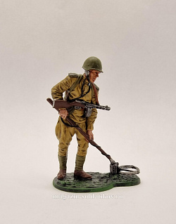 Сапер с миноискателем, Красная армия, 1943-45 гг, СССР, 54 мм, Студия Большой полк (БП0526.14.01.54) (БП0526.14.01.54)
