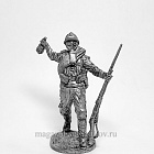 Миниатюра из олова Солдат в противогазе с гранатой. Россия, 1915-17 гг., EK Castings (WW1-8) (WW1-8)