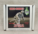 Сборная миниатюра из смолы Немецкий солдат - 1 Grenade Miniatures 1/35 - фото