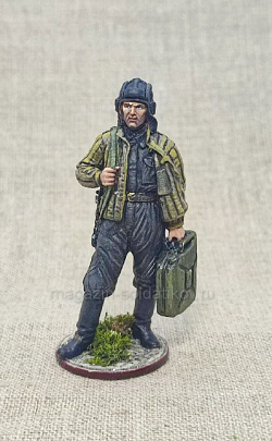 Миниатюра из олова Танкист с канистрой. Красная Армия, 1943-45гг. СССР, 54 мм, Студия Большой полк (ИЛ1274.13.02.54) (ИЛ1274.13.02.54)