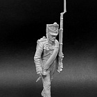 Сборная миниатюра из металла Русский мушкетер (или егерь) армейской пехоты на марше, 1812, 54 мм, Chronos miniatures