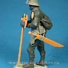 Сборная миниатюра из смолы Man-at-arms, 90 мм, Legion Miniatures