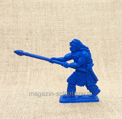 Материал - двухкомпонентный пластик Неандерталец №1, бьет копьем вперед, 54 мм (смола, синий), Воины и битвы