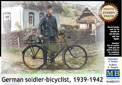 Сборная фигура из пластика MB 35171 Немецкий солдат- велосипедист, 1939-1942 (1/35) Master Box