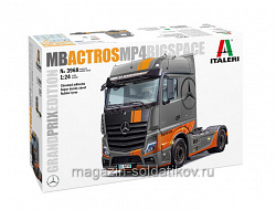 Сборная модель из пластика ИТ Тягач Mercedes Benz MP4 Big Space (1/24) Italeri (3968) (3968)