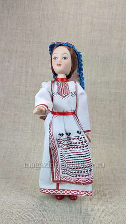 Кукла в марийском праздничном костюме №52