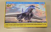 Сборная модель из пластика Советский сверхзвуковой пассажирский авиалайнер Ту-144 (1/144) Звезда - фото