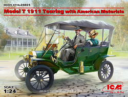 Сборная модель из пластика Model T 1911 Touring c американскими автолюбителями, 1:24, ICM